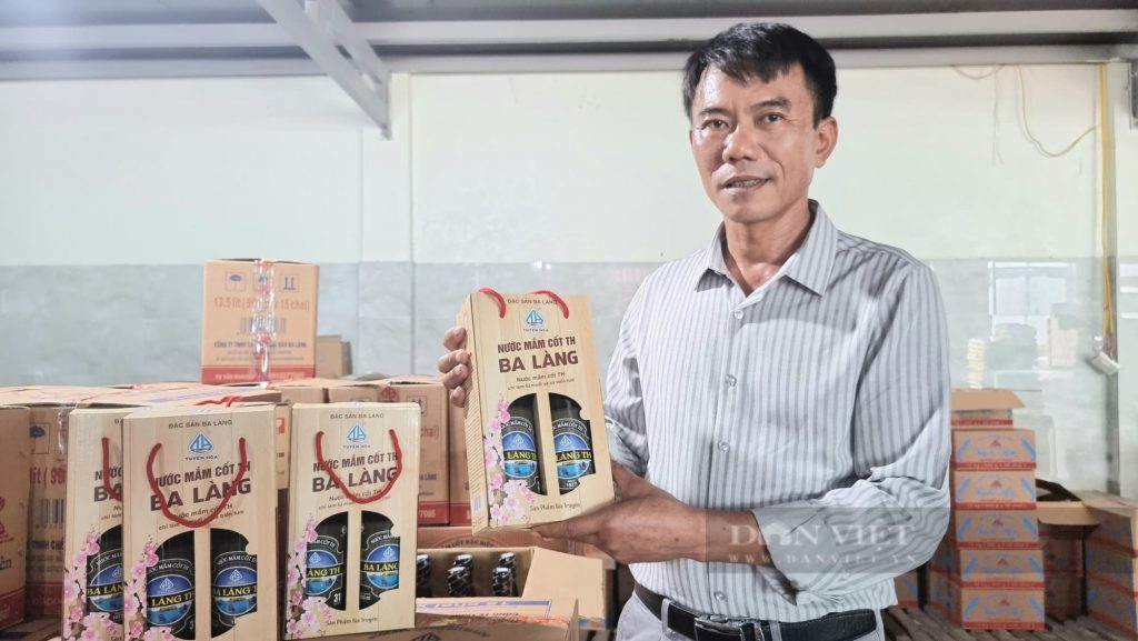 Anh Nguyễn Văn Tuyến người tạo dựng lên thương hiệu nước mắm Ba Làng
