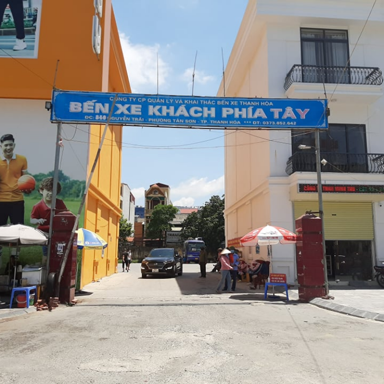 Bến xe khách Phía Tây