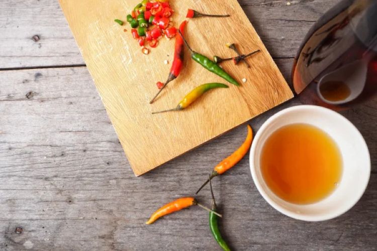 Hương Vị Đặc Trưng Của Nước Mắm Ba Làng TH